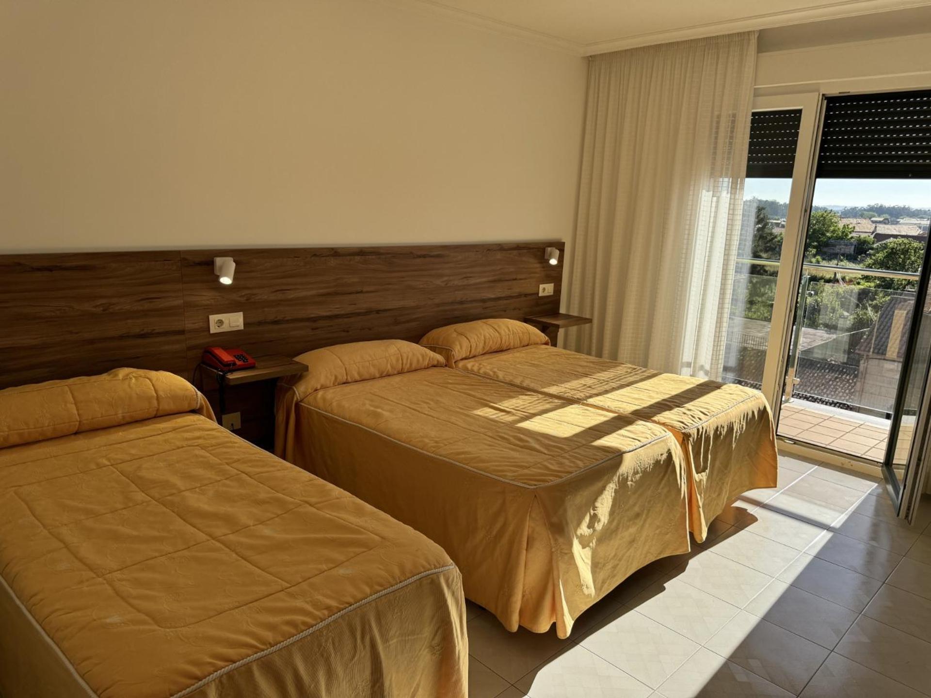 Hotel Hermida 5000 Villanueva De Arosa Dış mekan fotoğraf